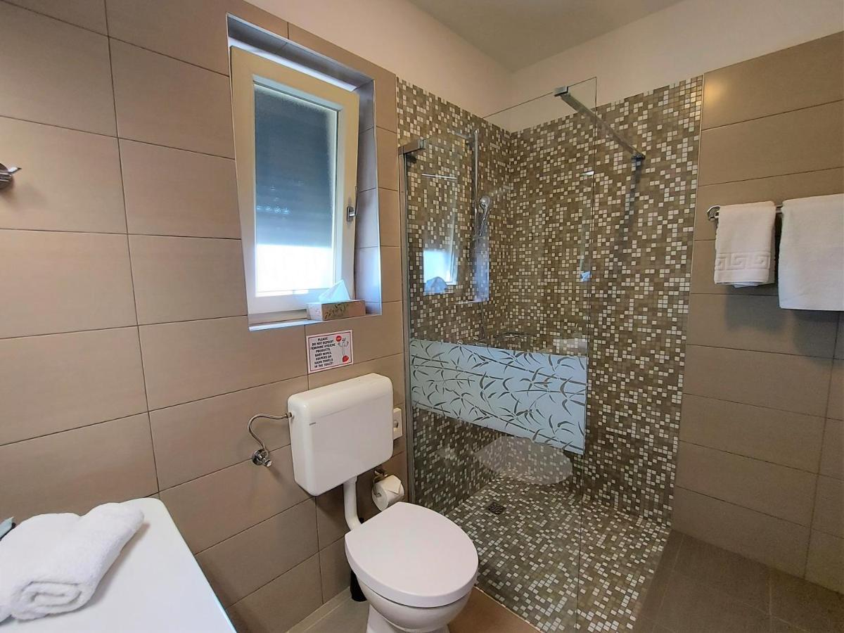 Rooms And Apartments Istrasoley Bale Εξωτερικό φωτογραφία