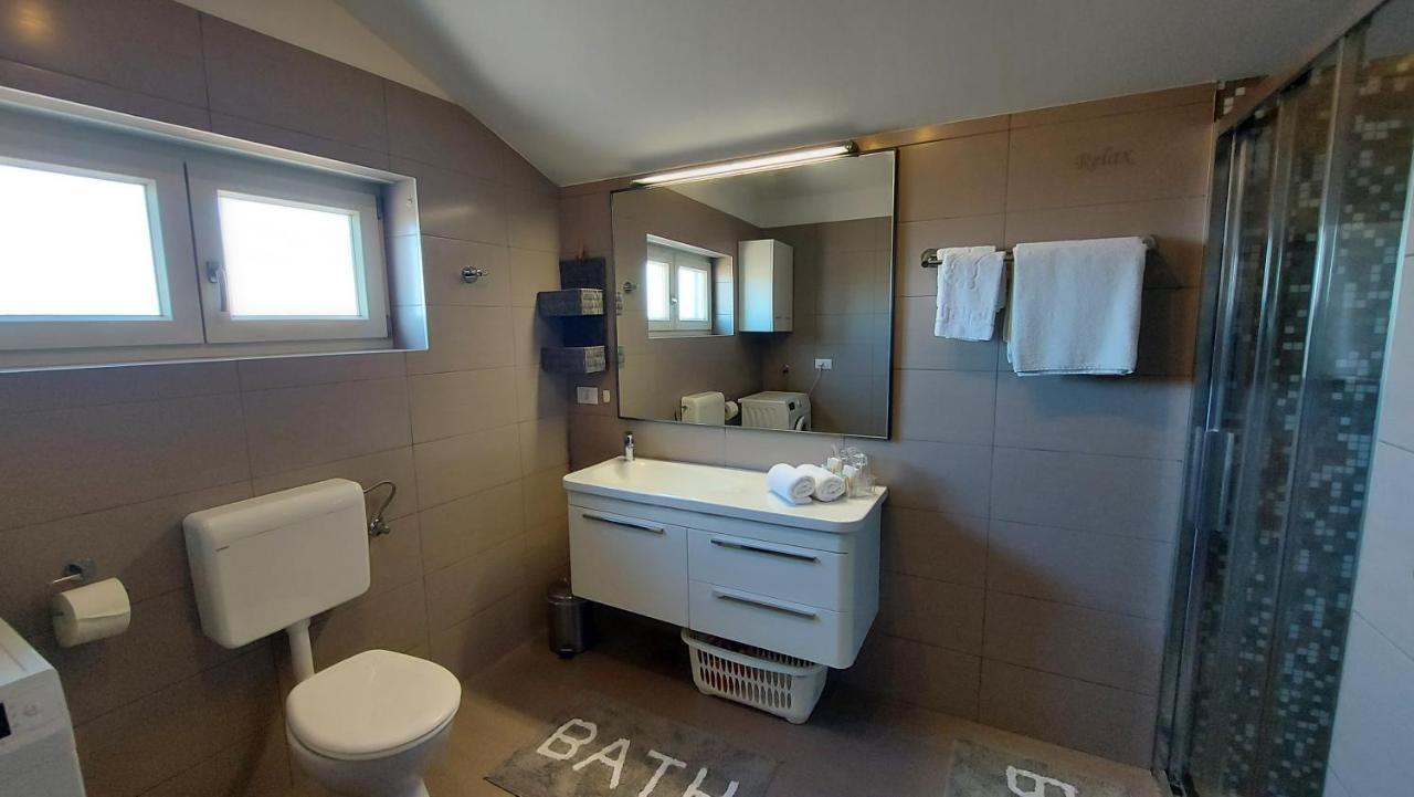 Rooms And Apartments Istrasoley Bale Εξωτερικό φωτογραφία