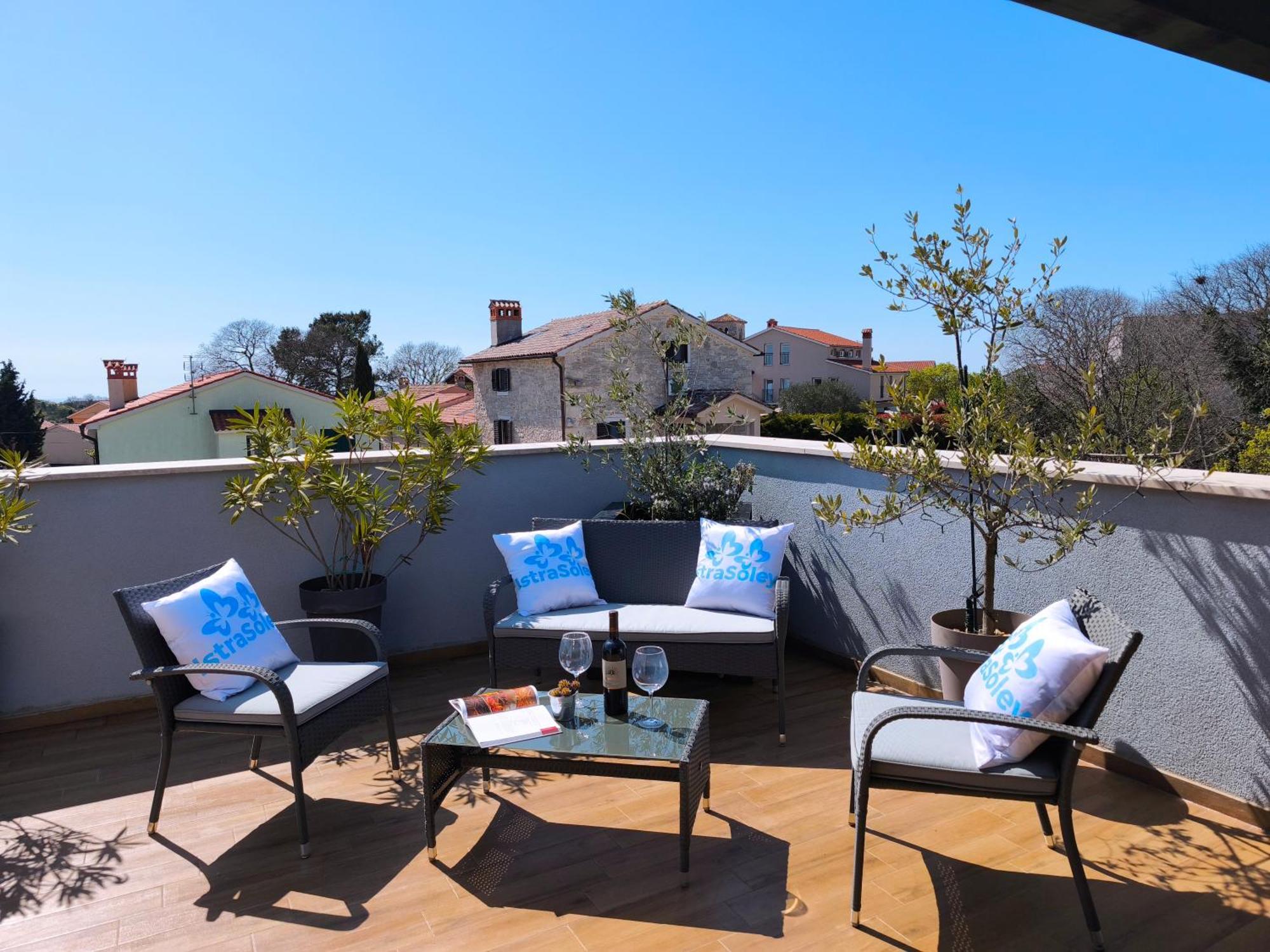 Rooms And Apartments Istrasoley Bale Εξωτερικό φωτογραφία